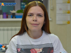 Идеальная форма бровей: волгоградка очаровала своих любимых мужчин после похода в студию