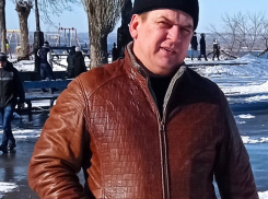 Вышел покурить и не вернулся: волгоградка ищет пропавшего без вести отца