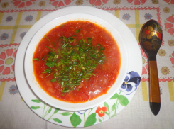 Оставшиеся без работы волгоградцы продают консервацию и варят борщ на заказ