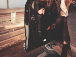 Пожилой мужчина погиб под колесами Toyota Land Cruiser в Волгоградской области