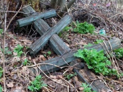 Братские могилы воинов Сталинградской битвы оказались бесхозными