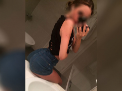 «Клон» Шурыгиной из Волгограда презентовала старый iphone с помощью сочной попки