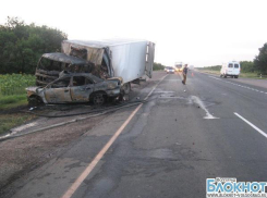 В ДТП под Волгоградом погибла семья из четырех человек