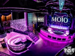 Караоке Mojo в Волгограде грозит 340 тысяч штрафа за исполнение популярных песен 