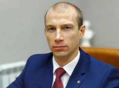 Волгоградские силовики вскрыли коррупцию в облздраве: 11 «мёртвых душ» и взятки