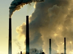 Зловонными выбросами всю ночь травили жителей Красноармейского района Волгограда