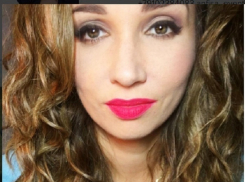 Секс-диве Анфисе Чеховой помешали дети на спектакле в Урюпинске