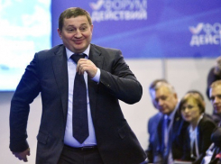 Волгоградский губернатор «завис» на 52 строчке в рейтинге влияния глав субъектов РФ