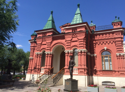 Подвинуть Сталина и возвеличить дубовского революционера хотели в Царицыне