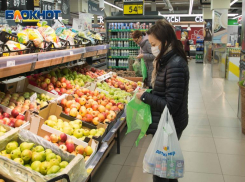 В Волгограде сильно подорожали все основные продукты: больше всего — яйца и помидоры