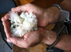 В Волгограде инвалида осудили на шесть лет за торговлю героином