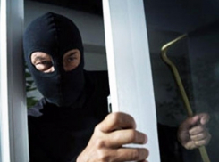 Под Волгоградом задержаны укравшие ружье и электроинструменты рецидивисты