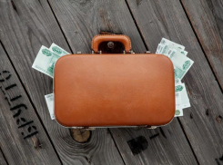 Бывший судебный пристав из Волжского присвоил 340 тысяч рублей