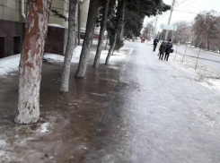 На жесткий «неуд» оценили жители Волгограда усилия чиновников по борьбе с непогодой