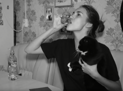 Занюхала горе кошкой: спецкорр Александра нашла выход из многих проблем