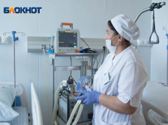 Беременную волгоградку с редким диагнозом спасли от смерти