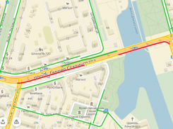 Сломанный автобус собрал пробку на юге Волгограда
