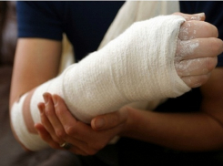 В Волгограде кондуктор автобуса № 55 получила переломы и сотрясение