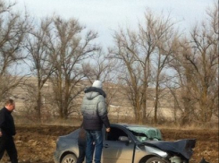 Под Волгоградом в ДТП Mazda и Hyundai погибли двое