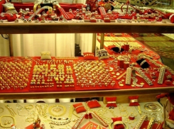 В Волгограде преступники ограбили ювелирный салон на 180 тысяч 