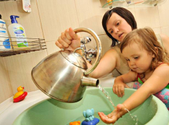 Юг Волгограда на 2 недели останется без горячей воды