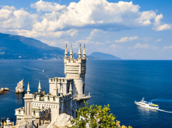 Десять волгоградских депутатов отправились в крымский вояж