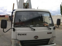 Сотрудник фирмы по установке пластиковых окон из Волгограда попался на контрабанде