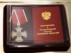 Еще четыре Ордена Мужества передали в Волгограде близким погибших на Украине бойцов