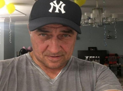 Многодетный Камиль Ларин написал о детской ревности