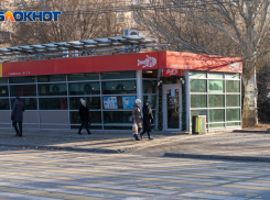 На Аллее Героев в Волгограде сносят павильон жены председателя гордумы Владлена Колесникова