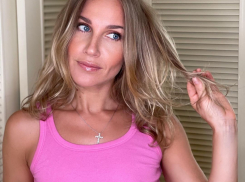 «Люди подменили себе реальный мир виртуальным»: экс-солистка «Блестящих» о соцсетях