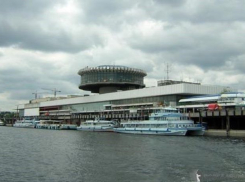 С 10 августа в Волгограде перестанут ходить речные трамвайчики