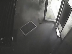 Опубликовано видео с места взрыва волгоградцем офиса «Сбербанка»
