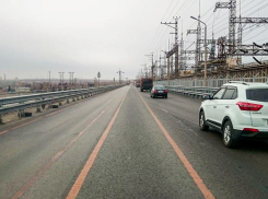Движение транспорта полностью открыто на мосту Волжской ГЭС
