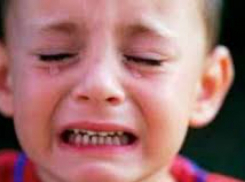 В Волгограде отчим отбил почки 6-летнему пасынку капотом машины 