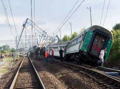 В Волгограде сошли с рельс два вагона саратовского поезда