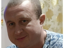 В Волгограде бесследно пропал 39-летний зеленоглазый мужчина в синих джинсах