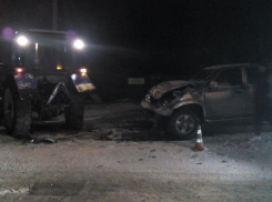 На юге Волгограда трактор протаранил Great Wall