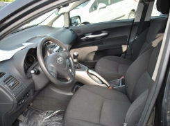 В Волгограде при столкновении «Мазды» и «Тойоты» пострадала беременная девушка