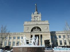 Рабочий упал с 8-метровой высоты во время ремонта железнодорожного вокзала Волгограда