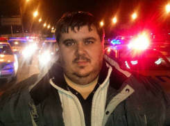 Волгоградского активиста больше месяца преследуют неизвестные на иномарке