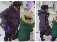 Женщина в берете и очках обокрала волгоградскую студентку под камерой видеонаблюдения