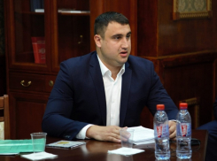 Юрия Чайку просят поменять райсуд: экс-судья того же суда защищает обвиняемого в подмене органов роженице Колченко