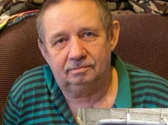 Волгоградских автомобилистов просят помочь с поисками мужчины на синей «пятерке»