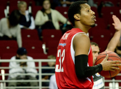 Волгоградский «Красный Октябрь» одержал первую победу на Кубке Европы