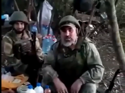 «Мы чуть-чуть в окопах»: волжские солдаты передали видеопривет из части