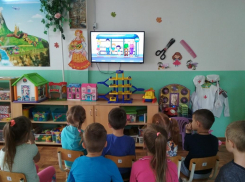 В детском саду Волгограда массовое отравление: трехлеткам вызвали скорую