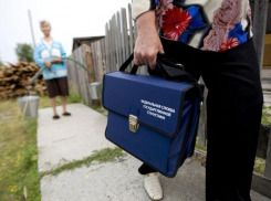 К волгоградцам постучатся в квартиры, чтобы побольше узнать об УК и про дом