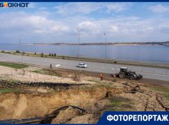 Склон размыло у Волги в центре Волгограда после мегаливня