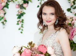 Два в одном: свадебный стилист и подружка невесты, кому доверить свой главный в жизни праздник